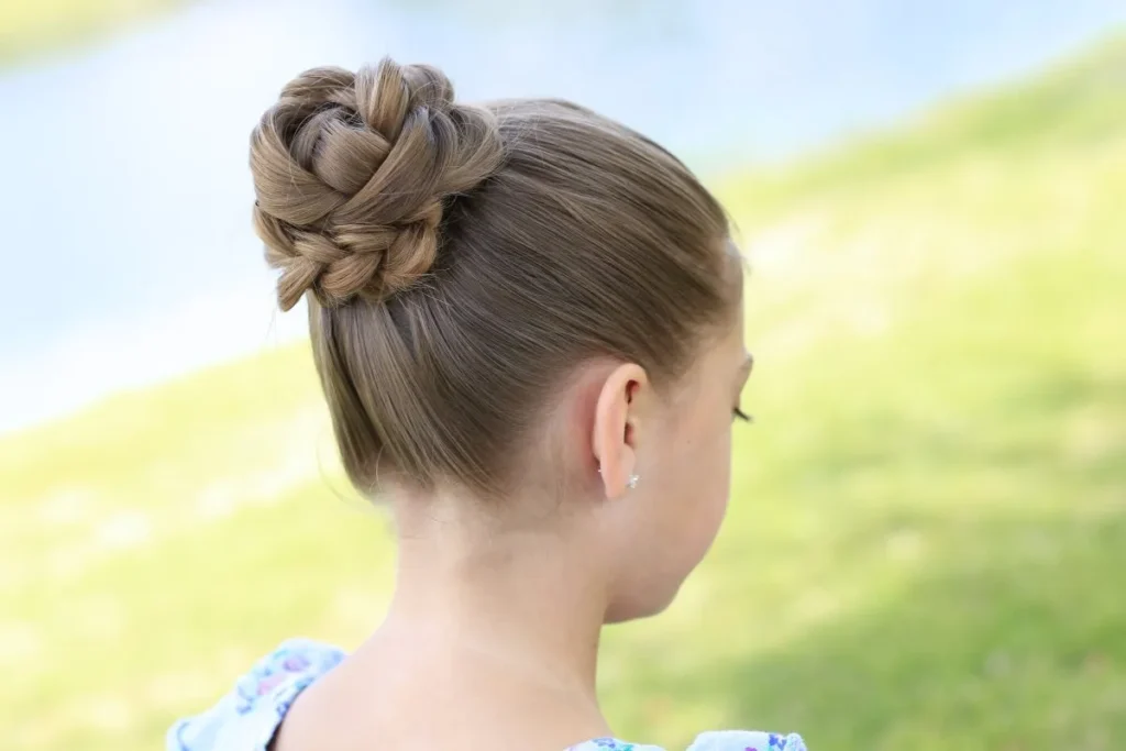 Cute Updo Hairstyles: Amazing Fast Win
